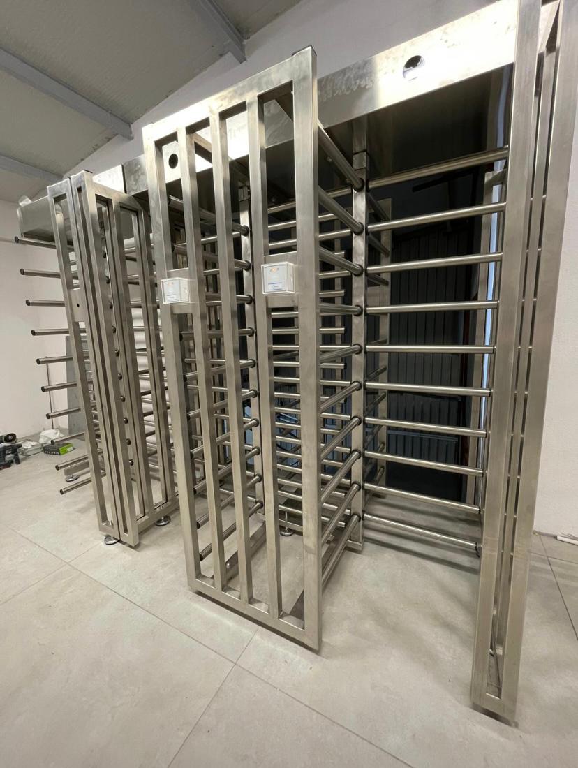 Şantiye Konteyner Alanı Boy Turnikesi Kurulumu